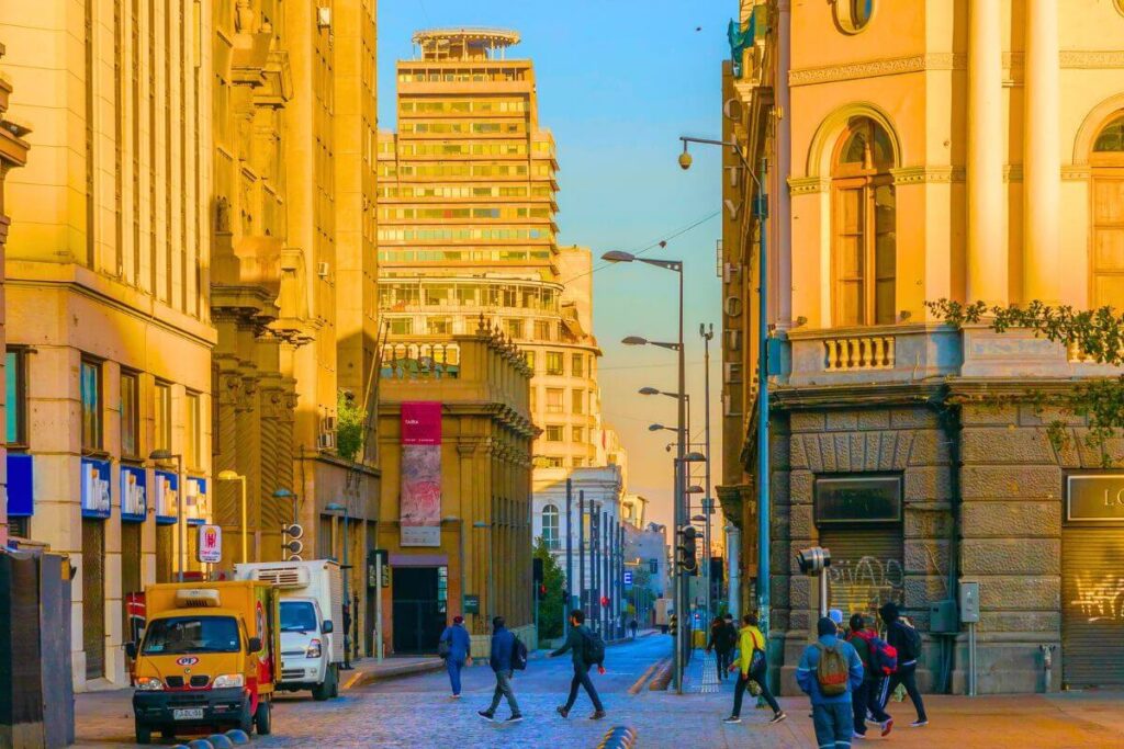 Turismo a Pé Low Cost em Santiago: Parque Metropolitano e Providencia
